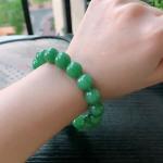 Solid Green Bead Bracelet